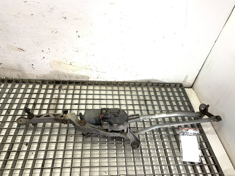 Mechanismus stěračů přední Mercedes-benz Class C T-model (S204) 2007 - 2014 A2048201040