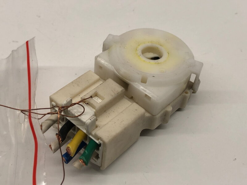 Kostka / konektor spínací skříňky Subaru WRX Sedan (GJ) 2011 - 2022