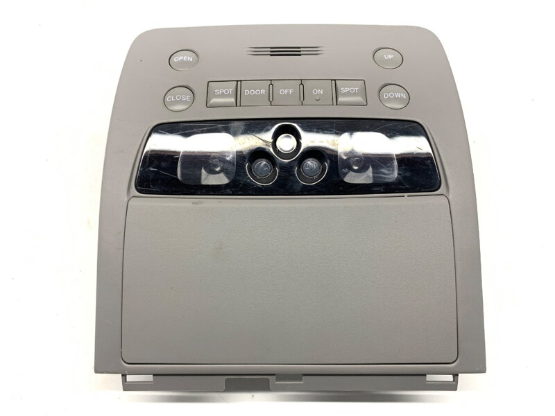 Stropní světlo Lexus GS (_S19_) 2005 - 2012 1D111-035G