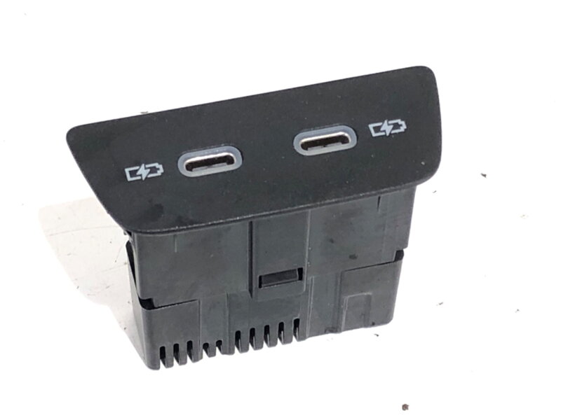 Zásuvka / uložení USB VW Golf Viii (CD1) 2019 - 2022 2G6035954