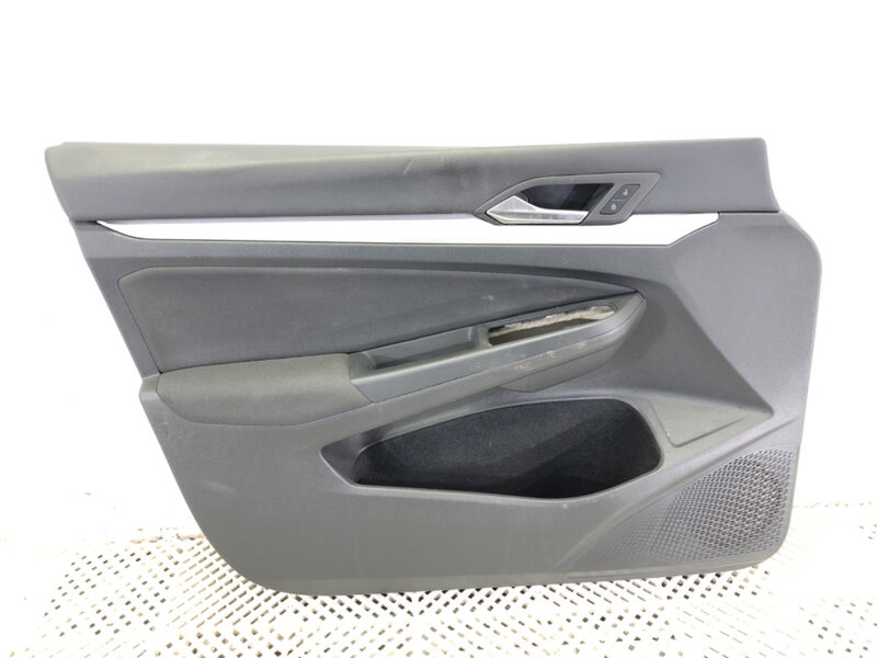 Tapecírung dveří levý přední VW Golf Viii (CD1) 2019 - 2022