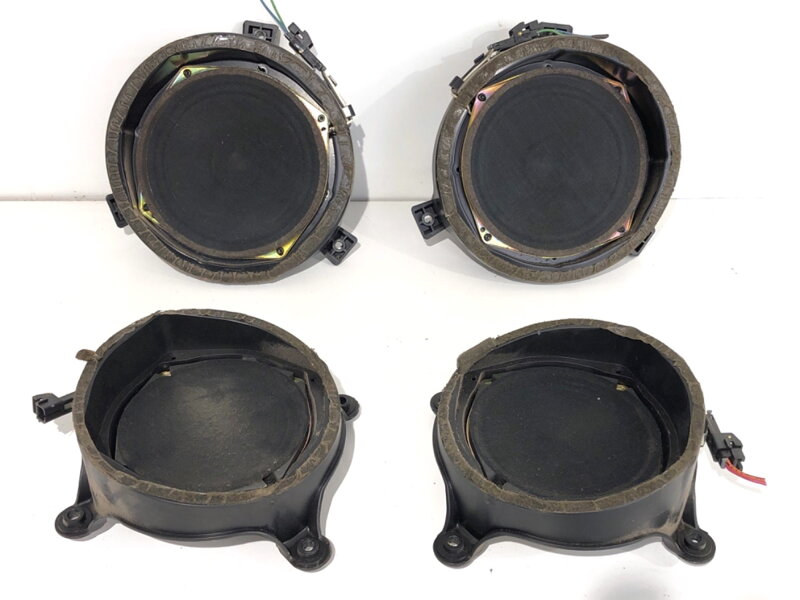 Reproduktory sada Mercedes-benz Class M (W163) 1998 - 2005 A1638200202 A1638200502