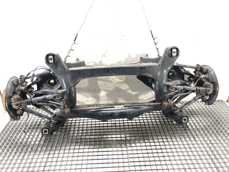 Výztuha zadní BMW 1 (F20) 2011 - 2019 6792505