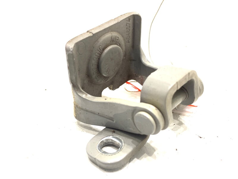 Pant víka kufru pravý zadní Skoda Karoq (NU7, ND7) 2017 - 2022 5G6827301C