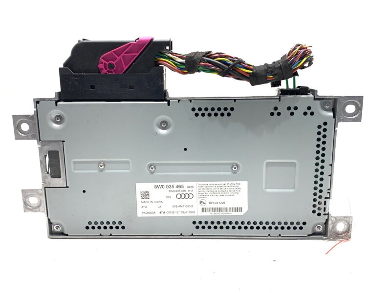 Zesilovač Audi A5 Sportback (F5A, F5F) 2016 - 2022 8W0035465