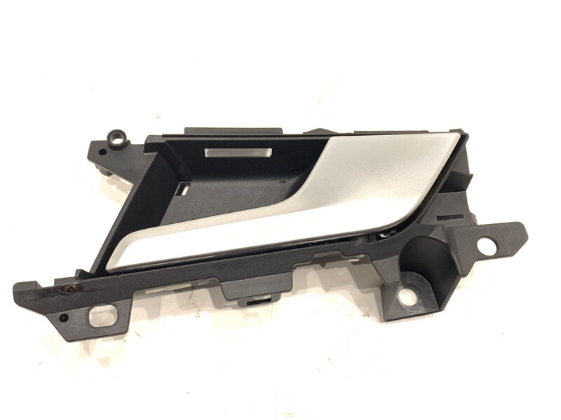 Klika vnitřní pravá zadní Audi A5 Sportback (F5A, F5F) 2016 - 2022 8W0837020A