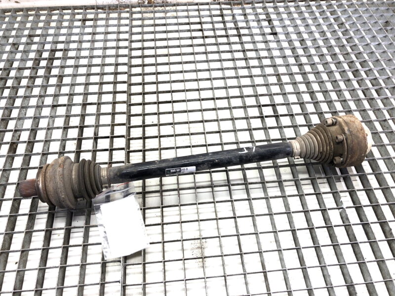 Poloosa levá zadní Audi A5 Sportback (F5A, F5F) 2016 - 2022 8W0501203D