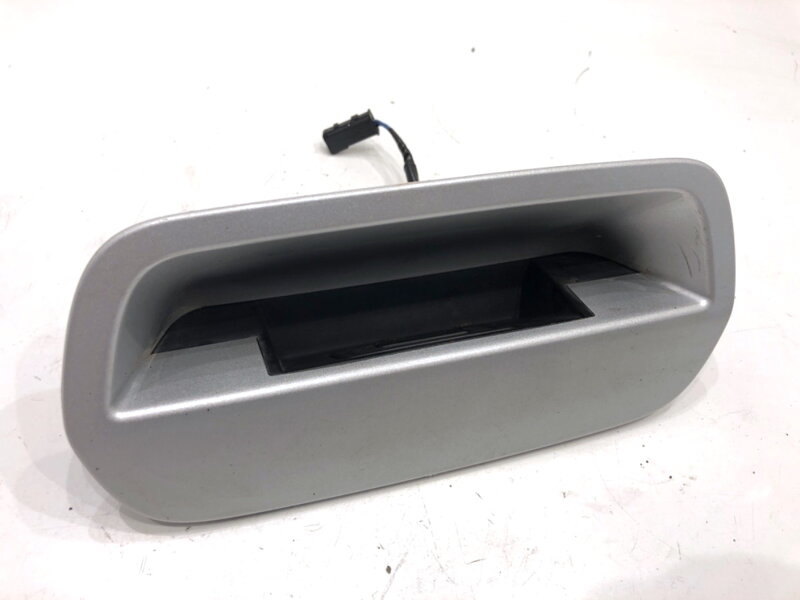 Klika víka kufru zadní Chevrolet Cruze Liftback (J305) 2010 - 2022 96072320