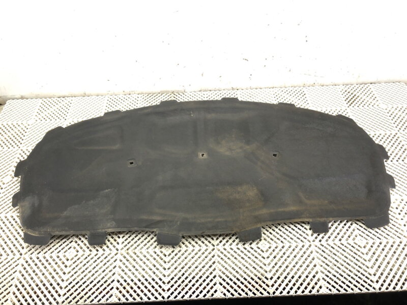 Odhlučnění kapoty Audi A5 Sportback (F5A, F5F) 2016 - 2022 8W6863825