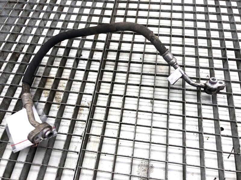 Hadice klimatizace Audi A5 Sportback (F5A, F5F) 2016 - 2022 8W0816721B