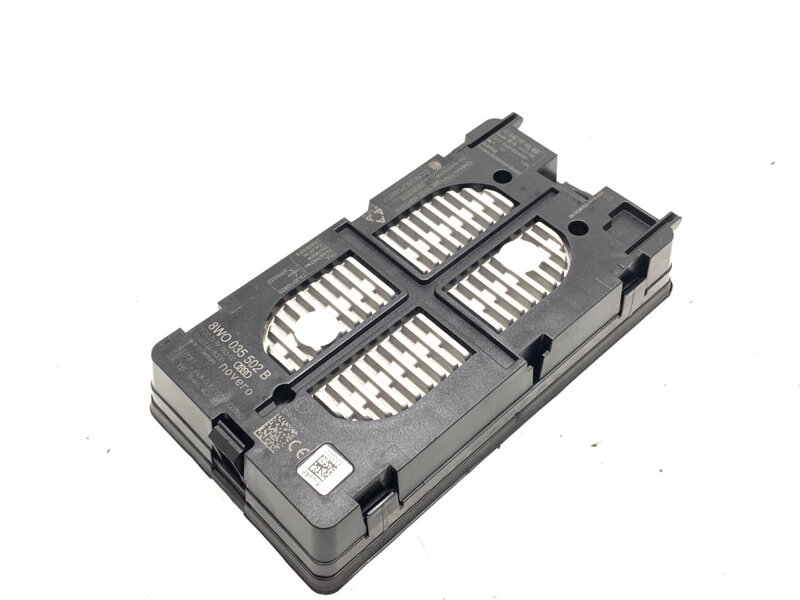 Nabíječka indukční Audi A5 Sportback (F5A, F5F) 2016 - 2022 8W0035502B