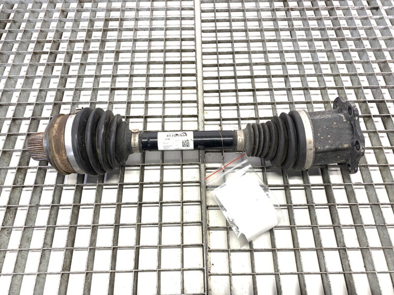 Poloosa levá přední Audi A4 B9 Avant (8W5, 8WD) 2015 - 2025