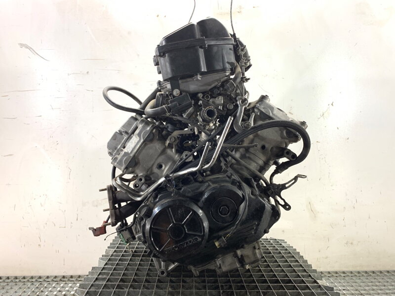 Motor kompletní Honda VFR 750F RC36E