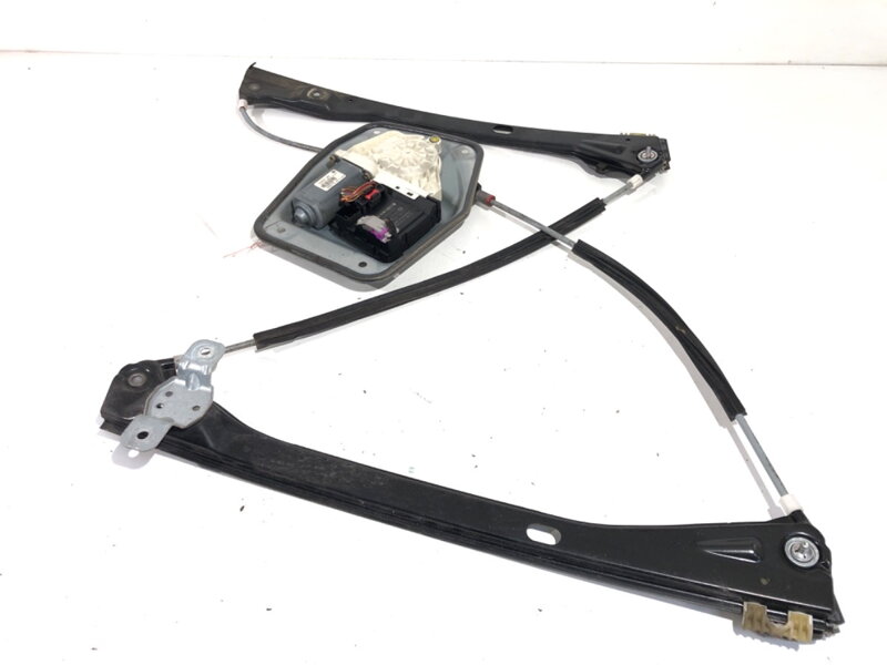 Stahovačka okna pravá přední VW Golf V (1K1) 2003 - 2010 1K4837402E