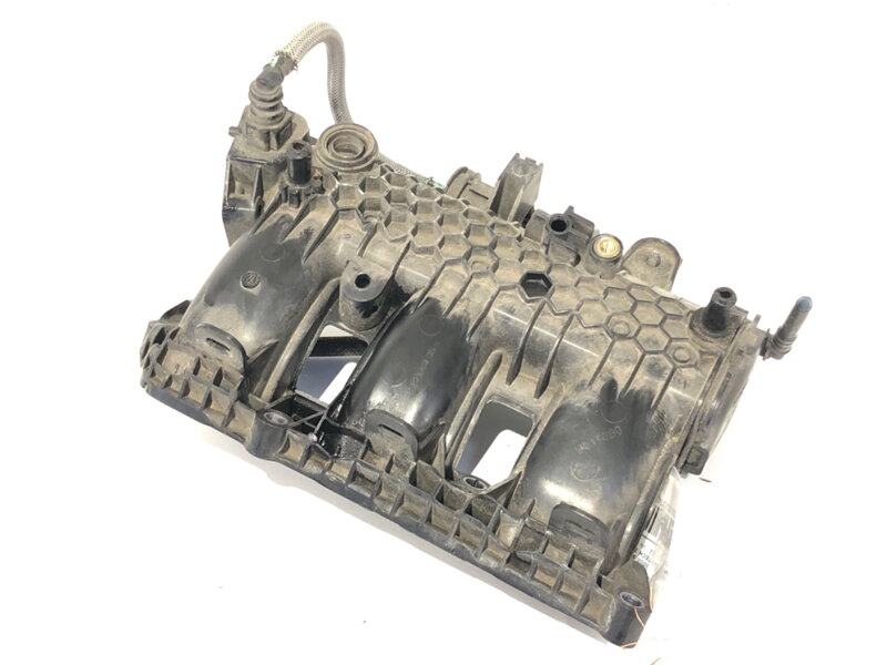 Sací potrubí Peugeot 3008 SUV (MC_, MR_, MJ_, M4_) 2016 - 2022 9015080