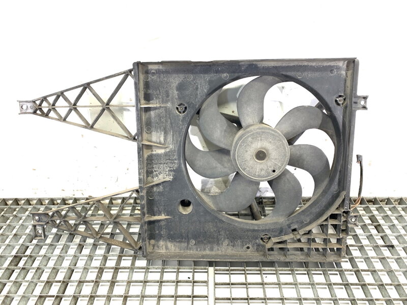 Ventilátor chladiče VW Golf IV Variant (1J5) 1999 - 2006