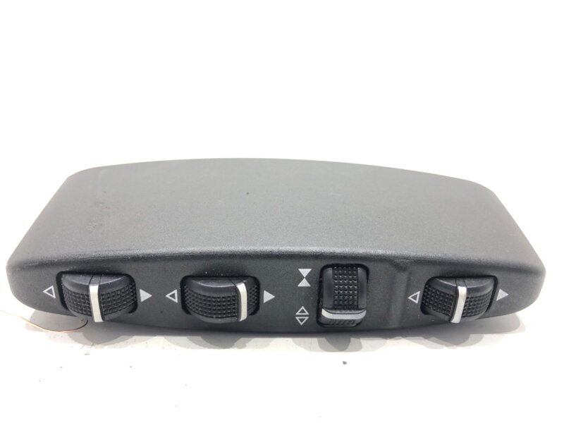 Přepínač sedadla pravý Mercedes-benz Class C T-model (S204) 2007 - 2014 A0008005278