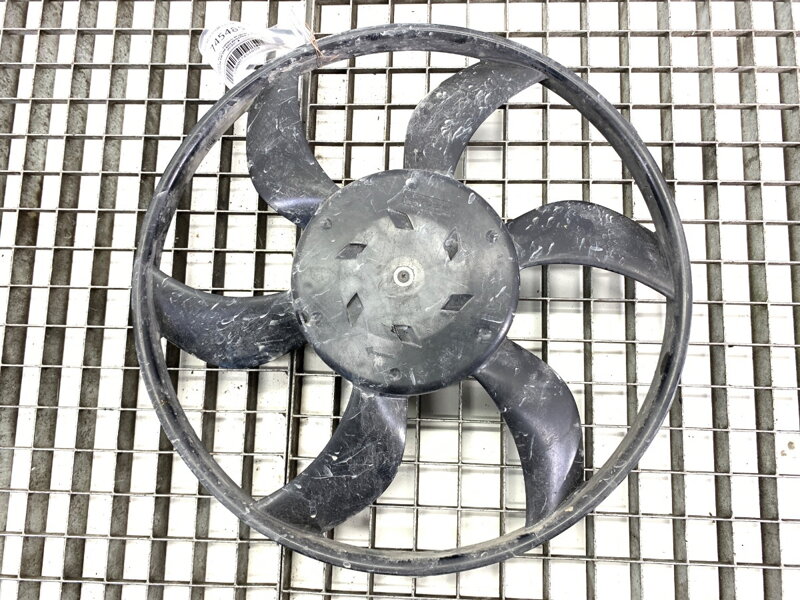 Ventilátor chladiče Renault Twingo III (BCM_, BCA_) 2014 - 2022