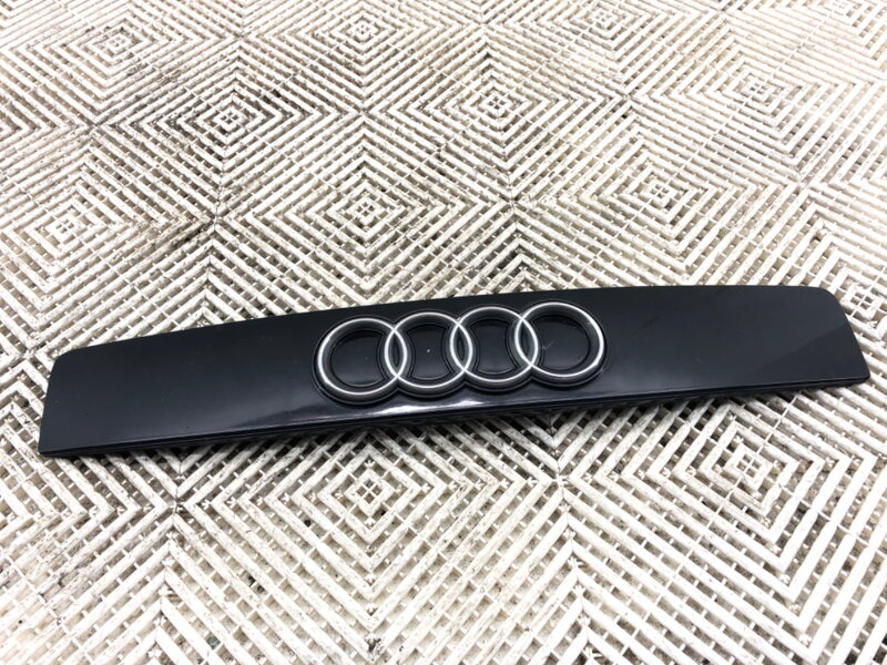 Maska chladiče grill Audi A2 (8Z0) 2000 - 2005