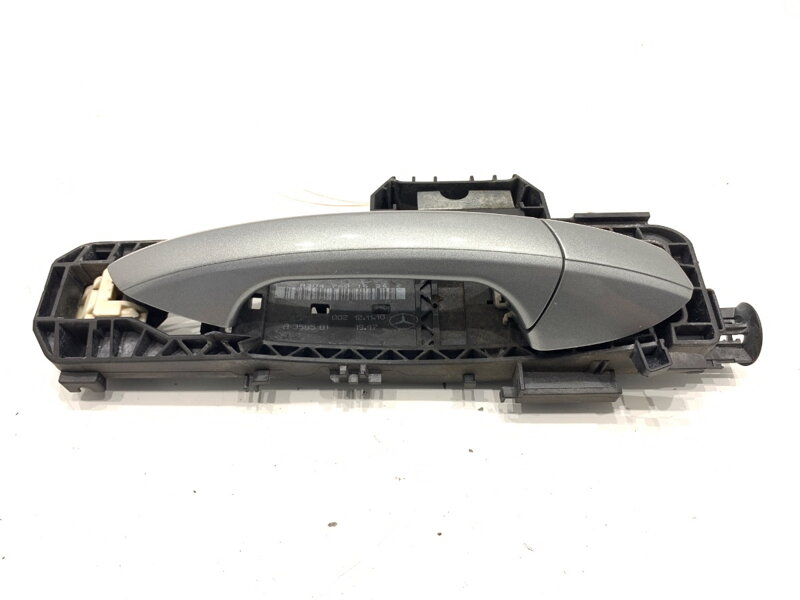 Klika vnější pravá přední Mercedes-benz CLS (C218) 2011 - 2017 A2047601634