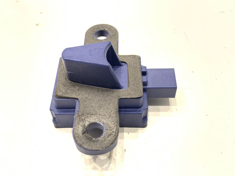 Čidlo nárazu Mercedes-benz CLS (C218) 2011 - 2017 A2128205026