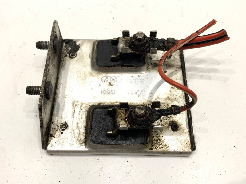 Modul ventilátoru VW Passat B5 . 5 (3B3) 2000 - 2005 8D0959493