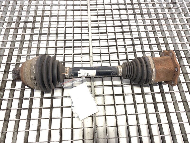 Poloosa pravá přední Audi A4 B8 (8K2) 2007 - 2015