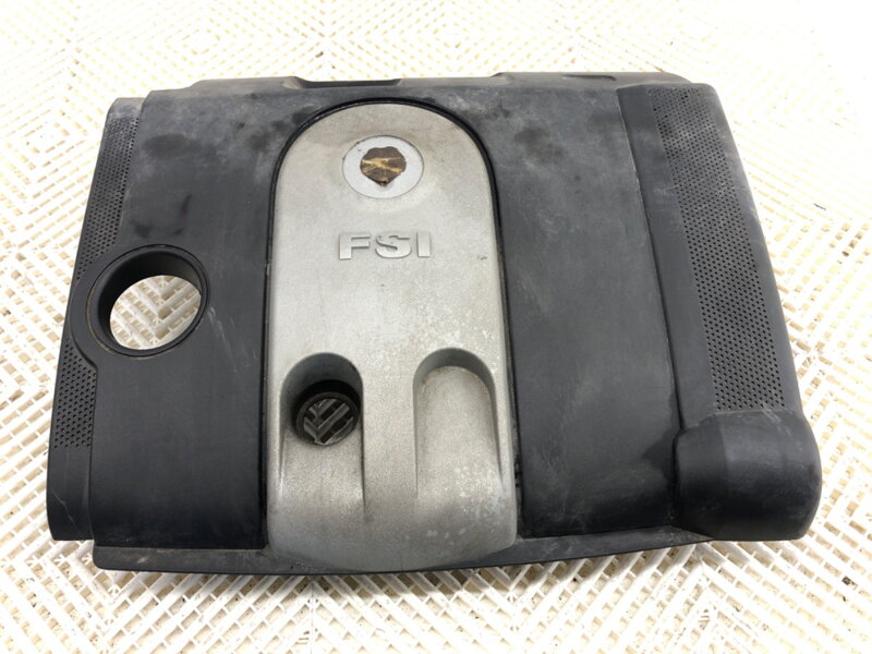 Kryt filtru vzduchu VW Jetta III (1K2) 2004 - 2013 03C129607N