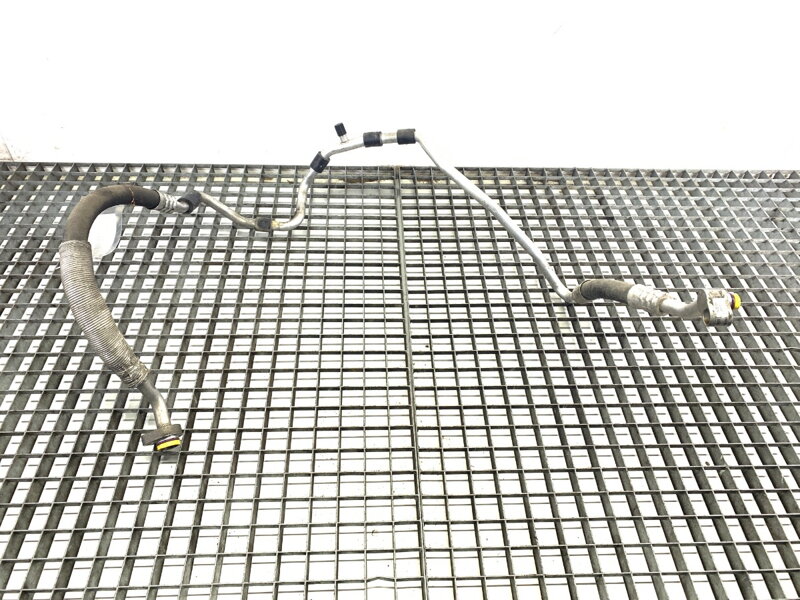 Hadice klimatizace VW Jetta III (1K2) 2004 - 2013 1K0820743A