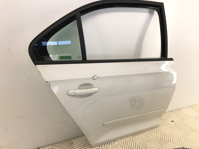 Dveře pravé zadní Skoda Rapid (NH3, NK3, NK6) 2012 - 2022