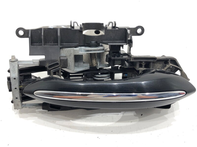 Klika vnější pravá zadní BMW 7 (F01, F02, F03, F04) 2008 - 2015