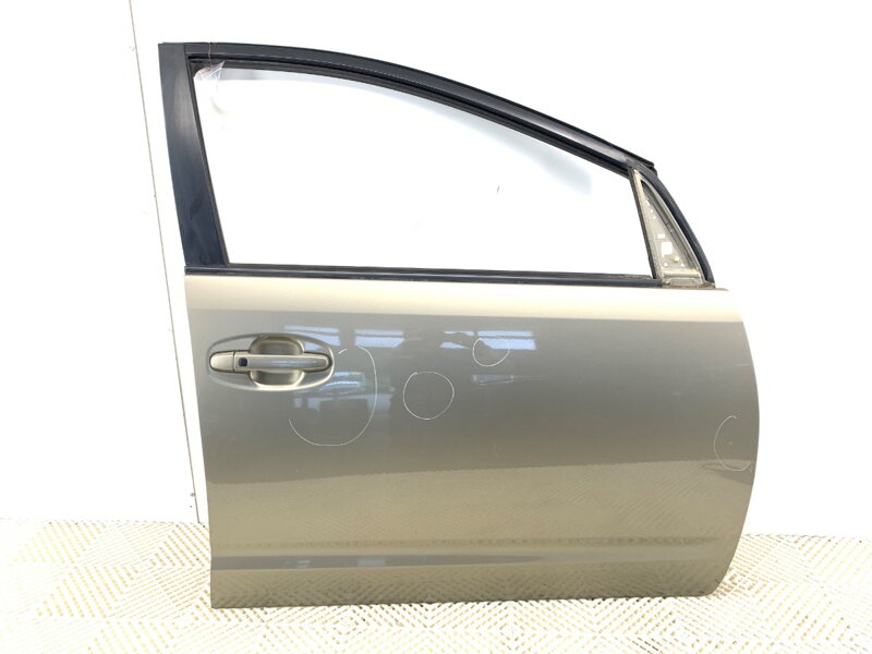 Dveře pravé přední Toyota Prius Liftback (_W2_) 2003 - 2009