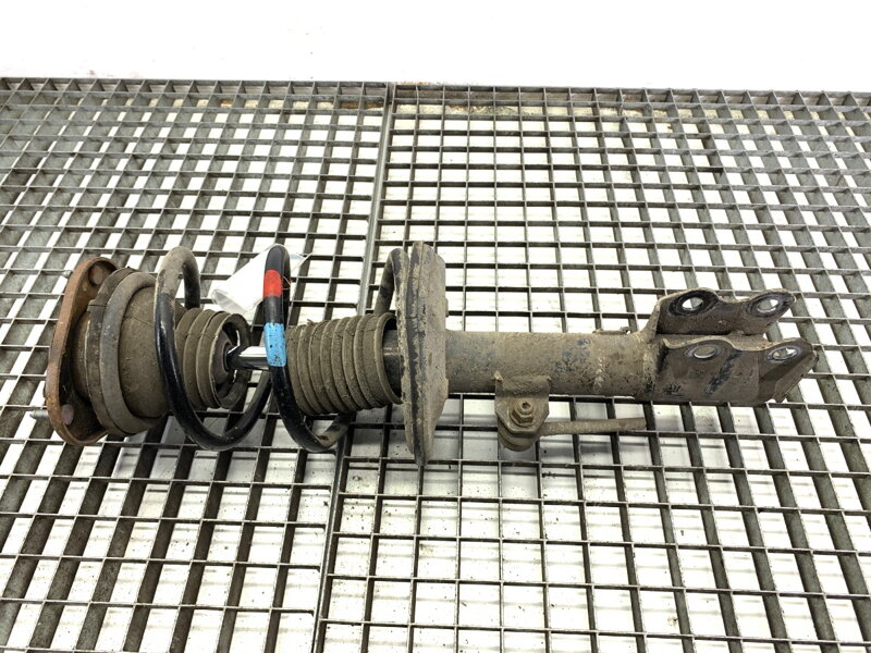 Tlumič pravý přední pružina Toyota Prius Liftback (_W2_) 2003 - 2009