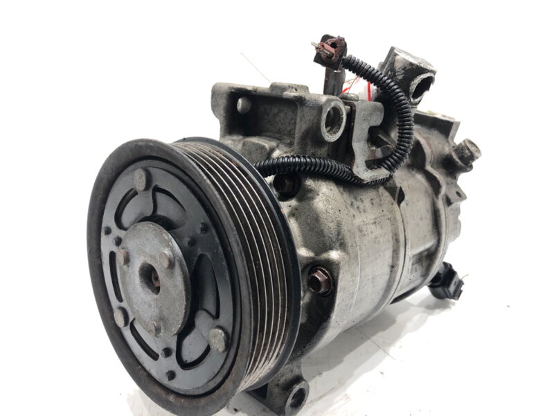 Kompresor klimatizace Audi A4 B8 (8K2) 2007 - 2015