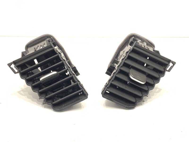 Mřížka ventilace přední Opel Crossland X / Crossland (P17, P2QO) 2017 - 2022 13461694