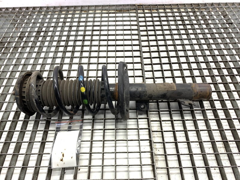 Tlumič pravý přední S pružinou Opel Crossland X / Crossland (P17, P2QO) 2017 - 2022