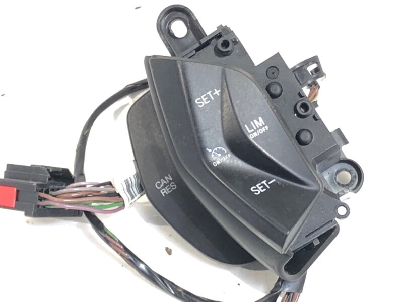 Přepínače volantu Ford Focus III 2010 - 2022 BK2T-9E740-AB