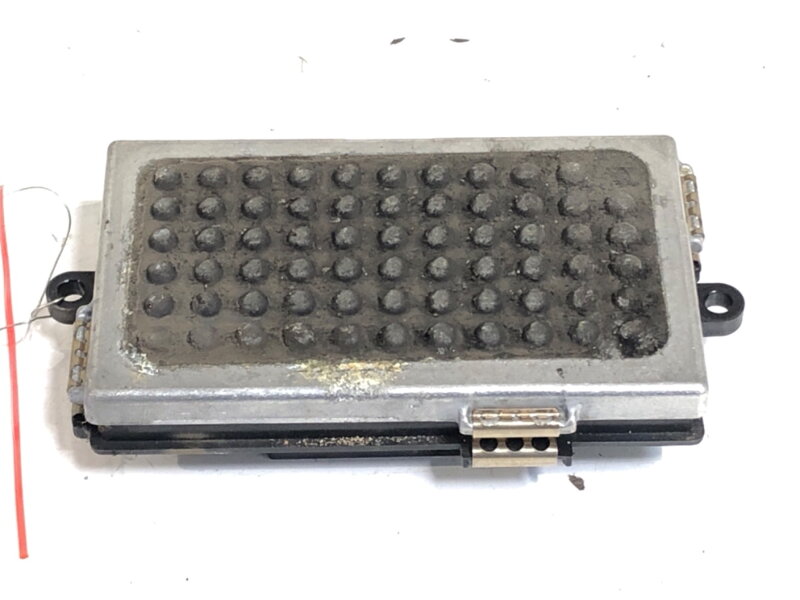 Odpor ventilátoru / ventilátory vzduchu BMW 7 (F01, F02, F03, F04) 2008 - 2015 9179413