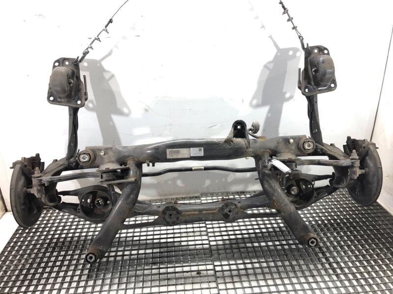 Výztuha zadní VW Passat B8 Variant (3G5, CB5) 2014 - 2022 3Q0505235AB