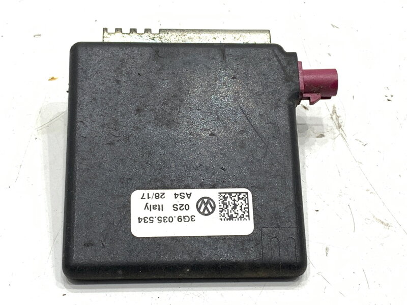 Zesilovač anténní VW Passat B8 Variant (3G5, CB5) 2014 - 2022 3Q9035534