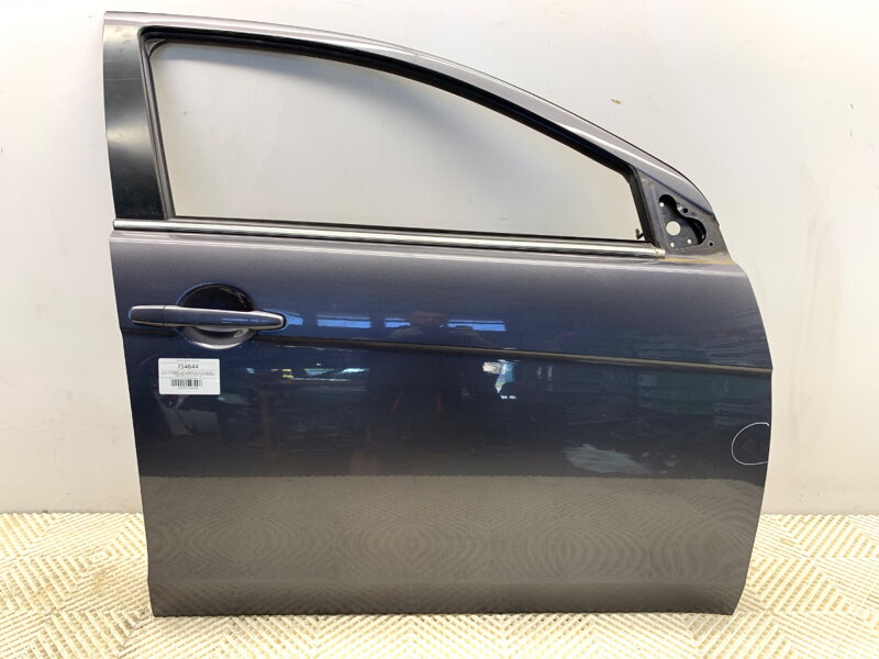 Dveře pravé přední Mitsubishi Lancer Viii (CY_A, CZ_A) 2007 - 2022
