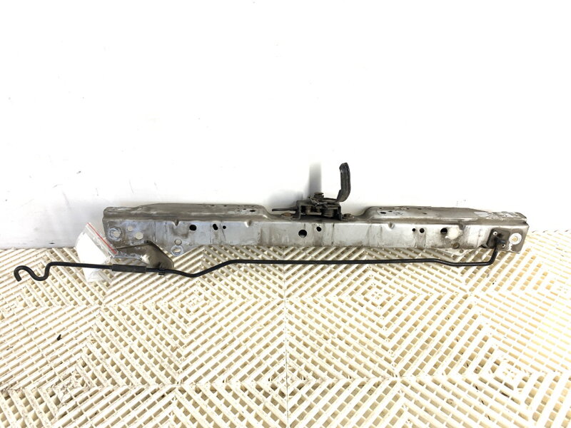 Výztuha horní Chevrolet Cruze Liftback (J305) 2010 - 2022