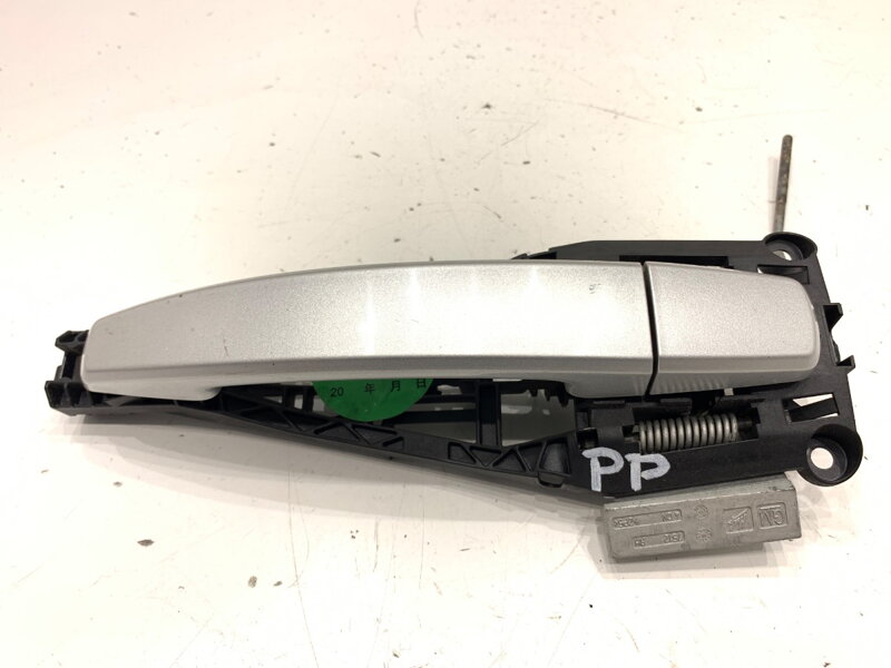 Klika vnější pravá přední Chevrolet Cruze Liftback (J305) 2010 - 2022