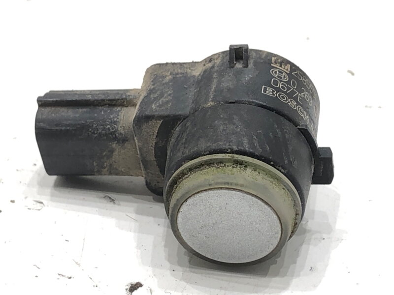 Parkovací senzor Chevrolet Cruze Liftback (J305) 2010 - 2022 25855503