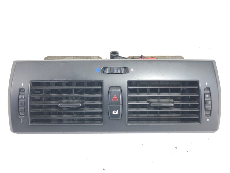 Mřížka ventilace přední BMW X3 (E83) 2003 - 2011 3400074