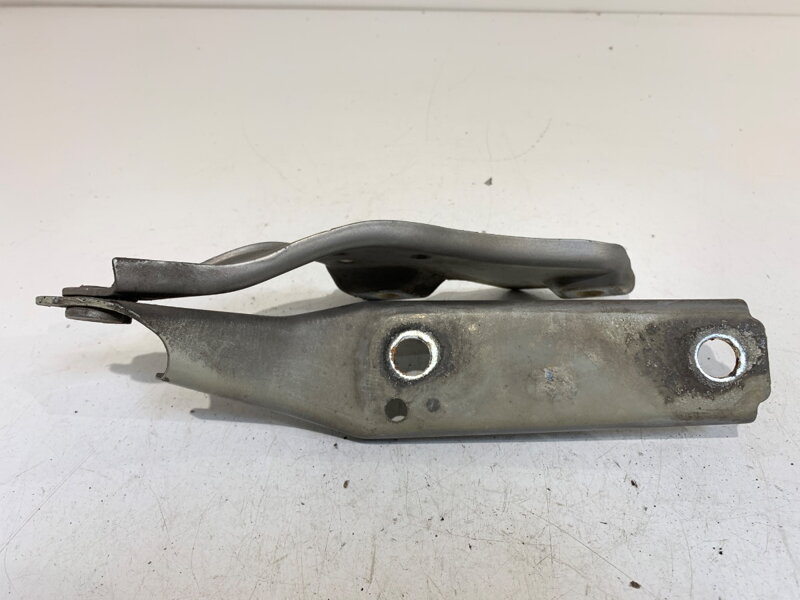 Pant kapoty pravý přední VW Passat B8 Variant (3G5, CB5) 2014 - 2022 3G0823302