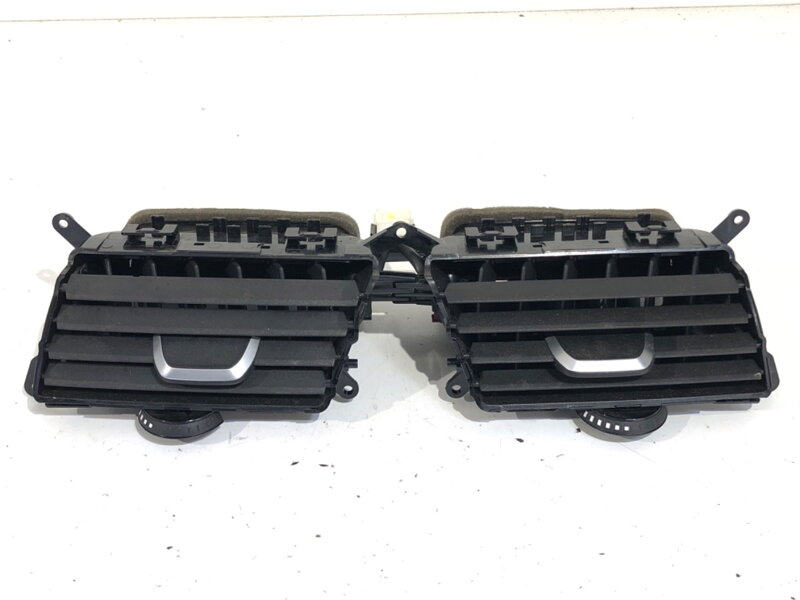 Mřížka ventilace přední BMW 5 (G30, F90) 2016 - 2022 9329579