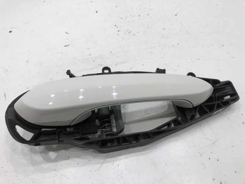 Klika vnější levá zadní BMW 5 (G30, F90) 2016 - 2022 7401203