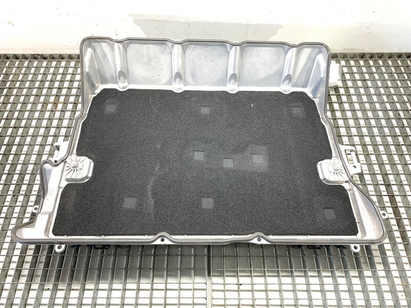 Kryt nádrže paliva BMW 5 (G30, F90) 2016 - 2022 7488708