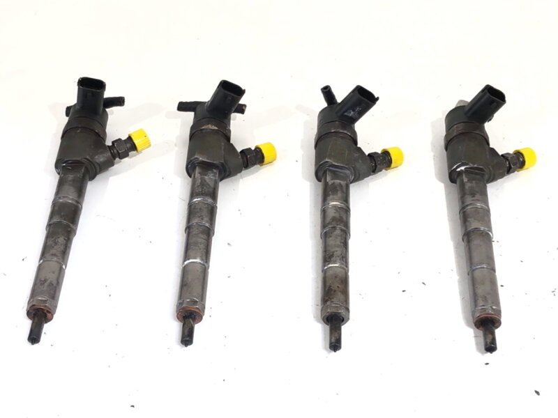 Vstřikovače sada Opel Insignia A (G09) 2008 - 2017 0445110327